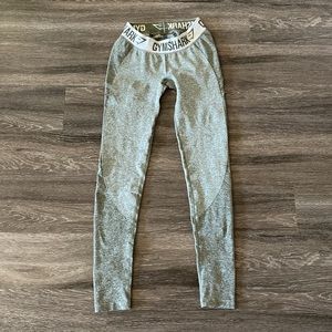 Bundle: 2x Sport leggings size Small